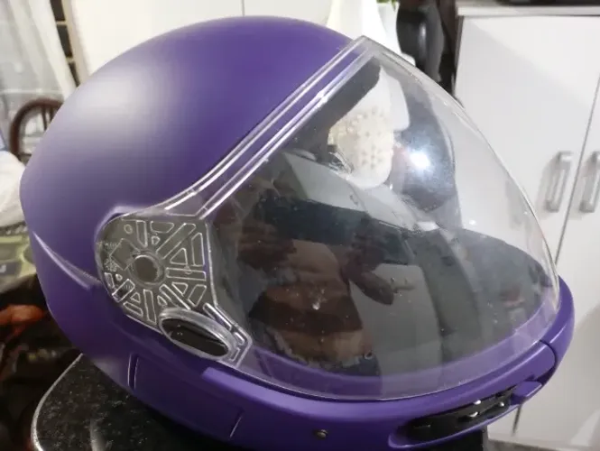 Capacete para paraquedismo
