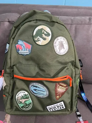 Mochila Oficial Universal Orlando Jurassic World (Item de Colecionador) usado Otimo