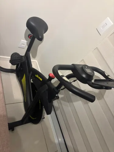 Bicicleta ergométrica (bike ergométrica)
