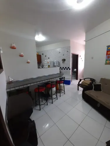 Saráty vende apartamento 2 suítes mobiliado em salinas, centro da cidade com piscina