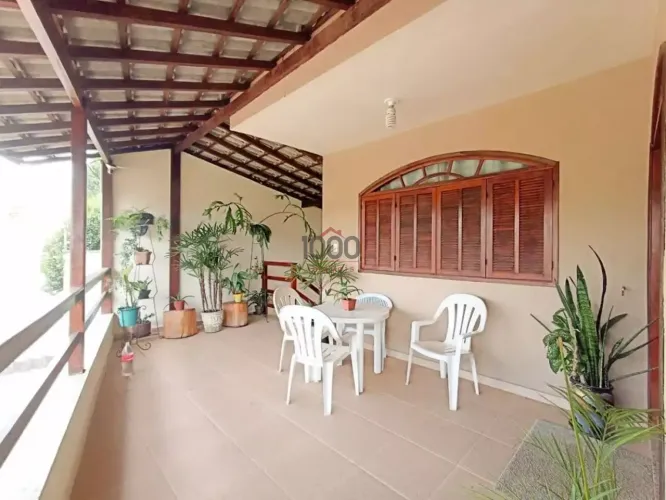 Casa 4 quartos - Aeroporto
