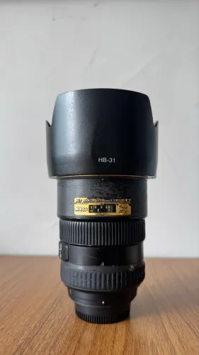Nikon 17-55mm 2.8