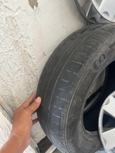 Pneus e calotas
