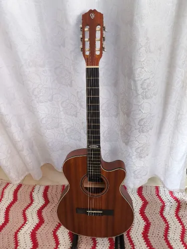 Violão Flat nylon strinberg na caixa $ 1.000 