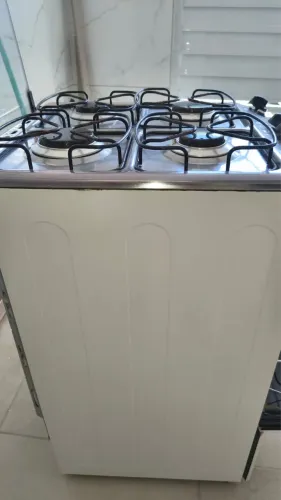Fogão eletrolux 4 bocas bem conservado