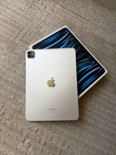 IPAD PRO 4ª GERAÇÃO M2 128GB 11? SILVER - SEMINOVO
