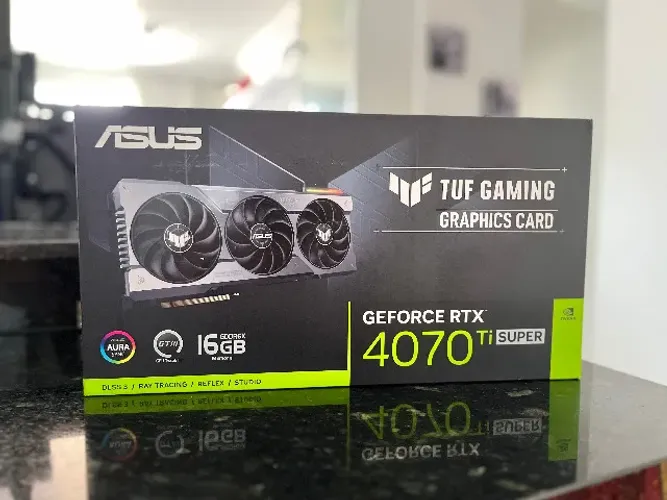Placa de vídeo TUF GAMING GeForce RTX 4070 Ti SUPER 16GB - SEMINOVA