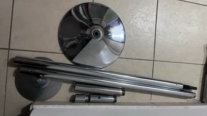 Barra de Pole Dance removível giratória (Vênus)