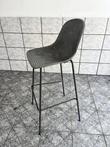 ACEITO OFERTA!!! Cadeira alta cinza TOK STOK 