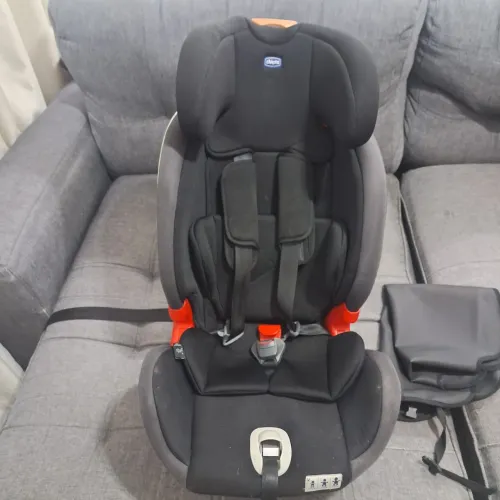 Cadeirinha Chicco youniverse isofix 9 a 36 kg