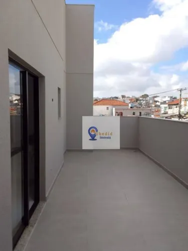 Studio na Vila Ré com terraço amplo  a poucos minutos do metrô Patriarca