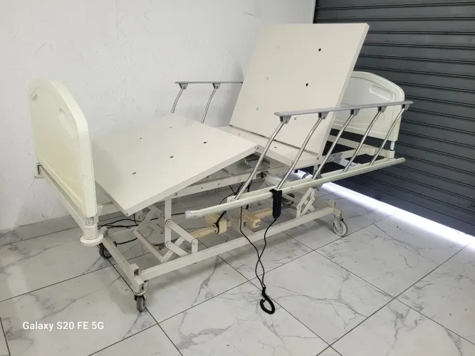 Cama Hospitalar elétrica com elevação