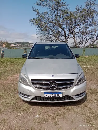 Mercedes-Benz Classe B 200 CGI 1.6 TB Sport 156cv AUT 2013