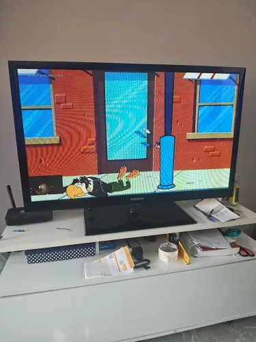Tv Samsung 43 polegadas mais brinde tv stik
