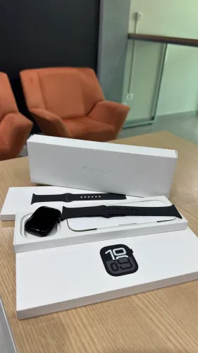 Apple Watch Séries 10 - 46mm GPS + CELL Jetblack Seminovo Garantia Loja Física