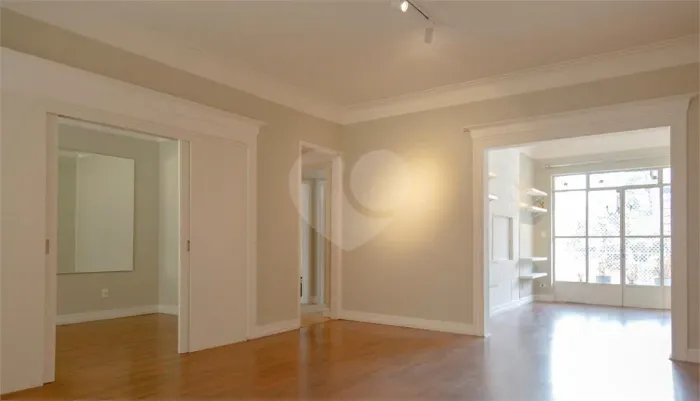 Apartamento com 2 quartos à venda em Bela vista - SP