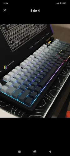 Teclado gamer (semi mecânico)