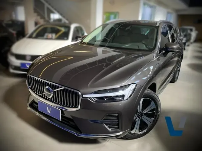Volvo XC-60 T-8 Plus 2.0 AWD (híbrido) 2024
