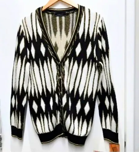 Casaco Maria Filó R$ 25,00