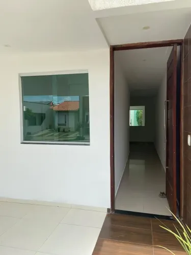alugo casa reformada no condomínio Terra Nova dois 2/4 sendo uma suíte bairro sim