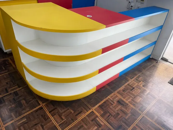 Expositor Balcão de Mercadorias | 260x130x110 cm