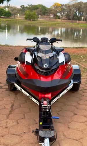 Jet ski 325 Hp - a Ferrari das águas