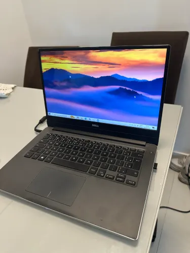 Notebook i7 16 GBs Placa de vídeo 940MX