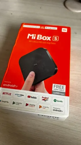 Xiaomi Mi Box S MDZ-22-AB 1ª geração 4K 8GB Preto 2GB RAM com Comando de Voz