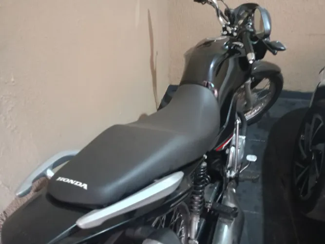 Ch fan 125i relíquia ótimo estado sem detalhes