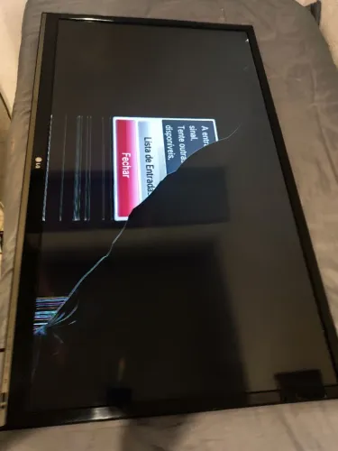TV LG 42 polegadas tela quebrada