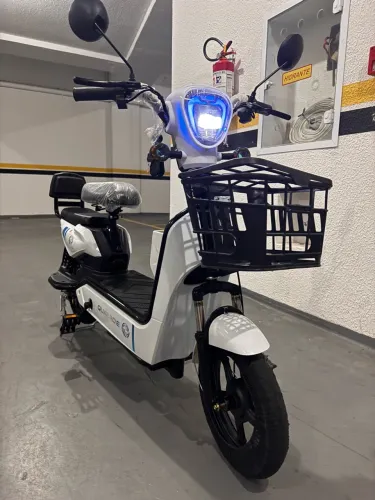 SCOOTER ELÉTRICA QUATRO E Q-500 ? ZERO KM