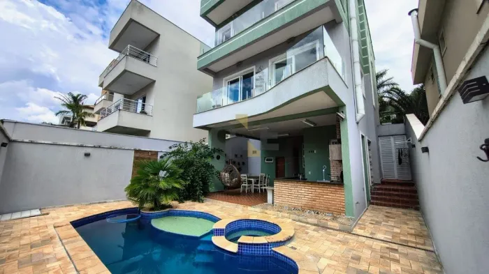 Casa com 3 dormitórios, sendo 3 suítes para venda - Granja Viana - Cotia - SP