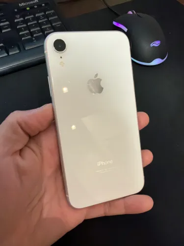 iPhone XR branco