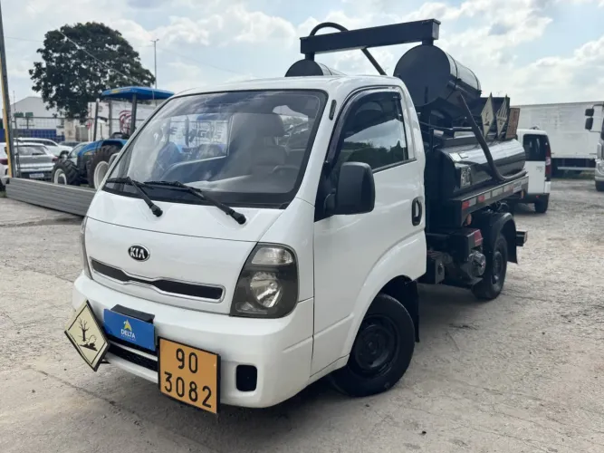 Kia Motors Bongo K-2500 2.5 4X2 TB Diesel 2014