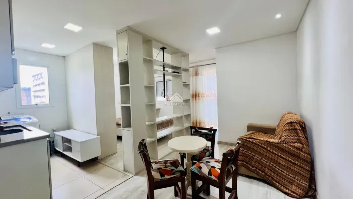 APARTAMENTO MOBILIADO NO CENTRO DE CURITIBA
