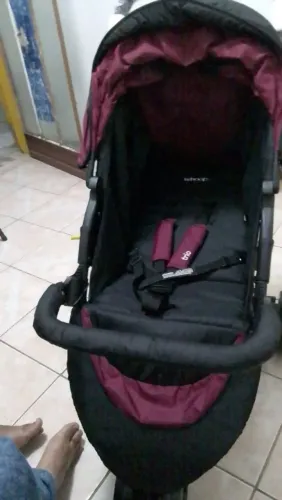Carrinho de passeio para bebê
