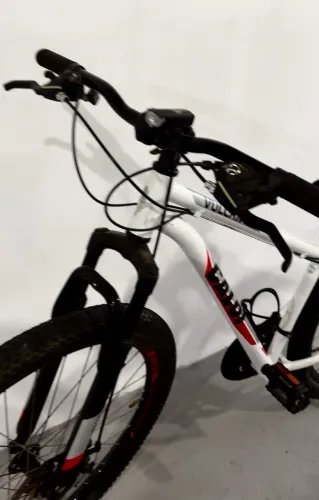 bicicleta caloi vulcan aro 29 branca