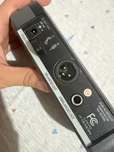 Shure Wireless Receiver PG4
