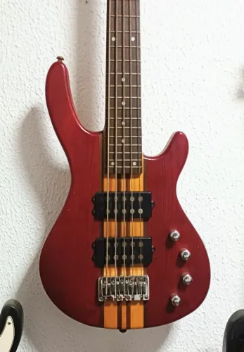 Baixo Eagle EGB5000 ativo - Vendo e Troco