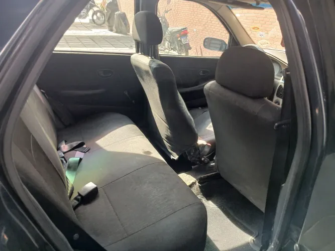 Fiat Palio 1.0 Economy Fire Flex 8V 4P 2011