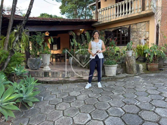CONDOMÍNIO NOSSA FAZENDA - Casa à venda em Esmeraldas/MG