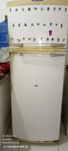 Vendo geladeira em ótimo estado