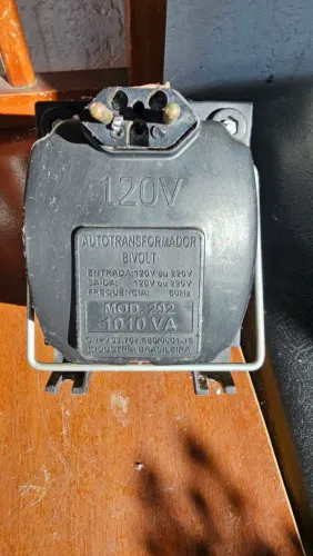 Trasnformador 110/220 BIVOLT FR 60HZ va 1010