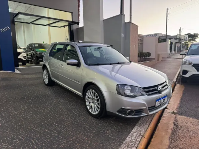 Volkswagen Golf Sportline 2.0 MI Total F. 8V Tip. 2014