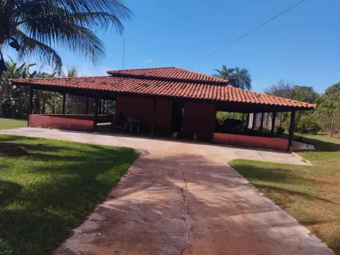 Chácara 5000m² Condomínio fechado Eldorado - 15km de Uberlandia-MG