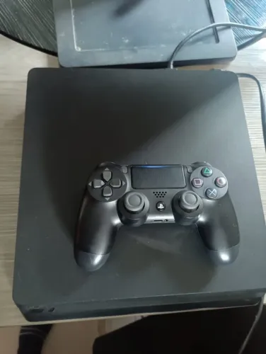 playstation 4 Slim 1TB + 13 jogos (Aceito cartao e entrego)