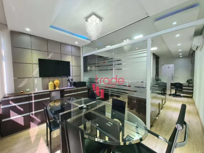 Sala Comercial para Locação no Bairro Jardim Palma Travassos em Ribeirão Preto com Recepçã