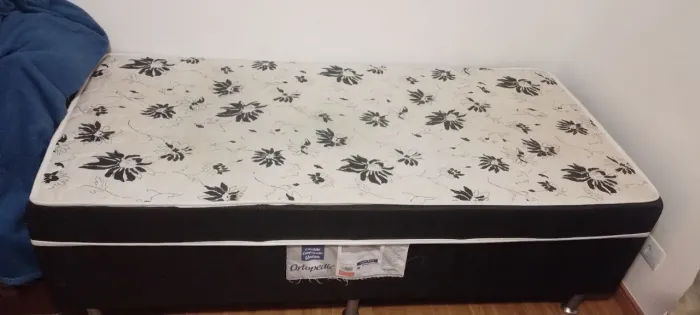 Cama box de solteiro