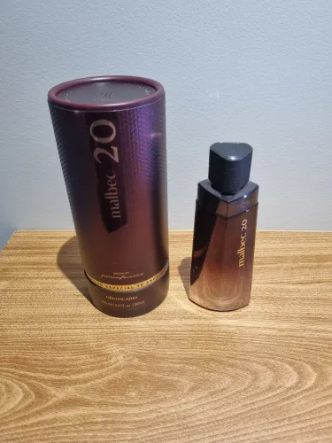 Perfume malbec 20 anos original novo