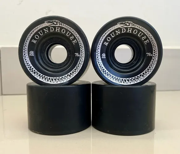Jogo de Rodas Skate Originais Carver RoundHouse 68mm / 78a.